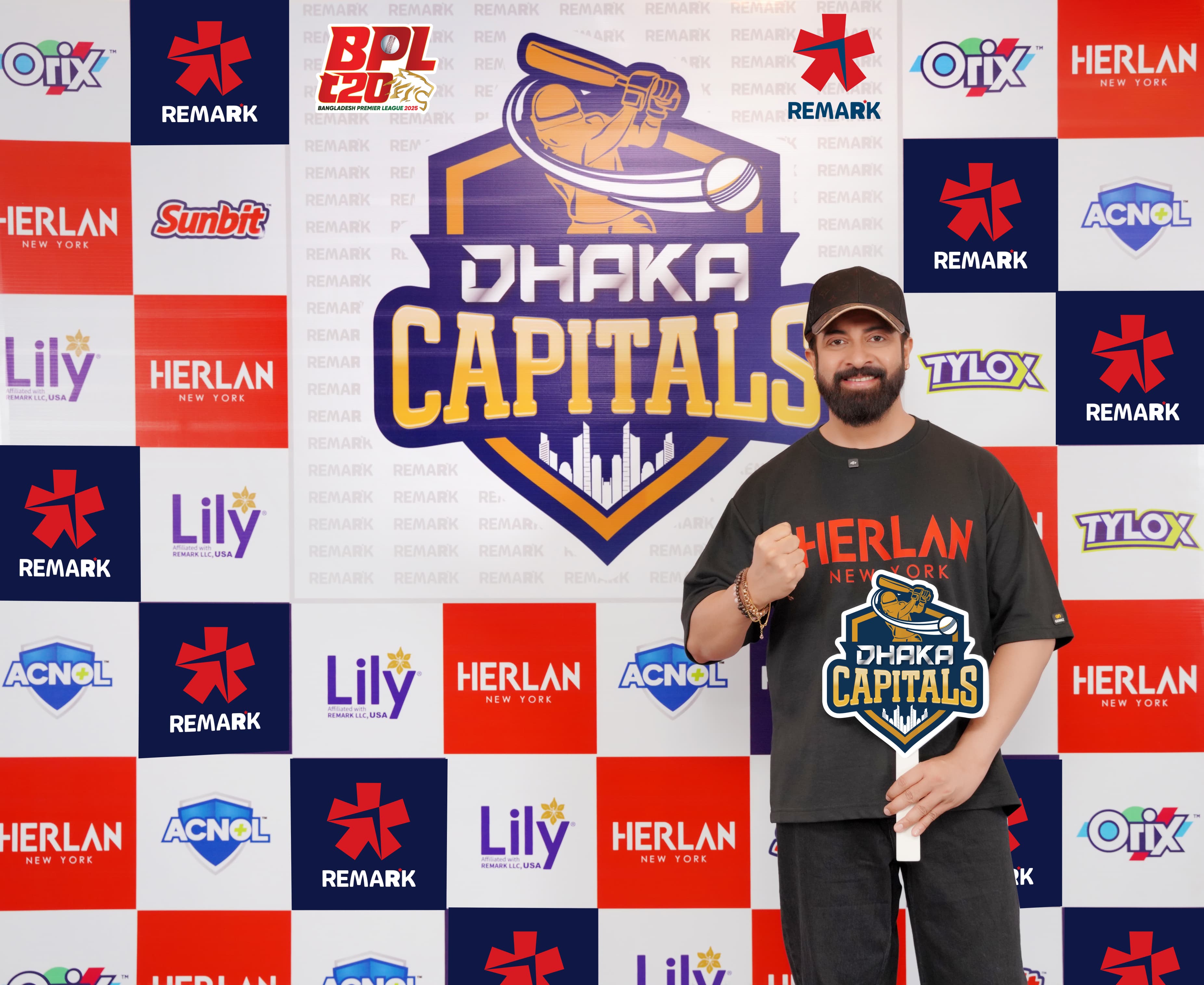 Superstar Shakib Khan reveals 'Dhaka Capitals'